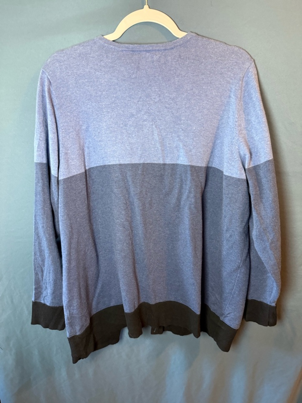 Croft & Barrow Blue Colorblock Cardigan - Picture 3 of 3